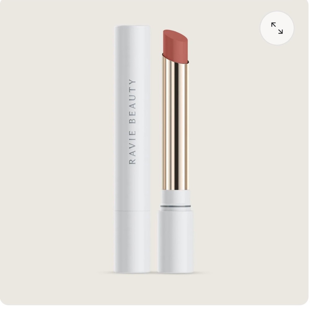 Ravie Beauty Effortless Lips in Lily (peachy pink)